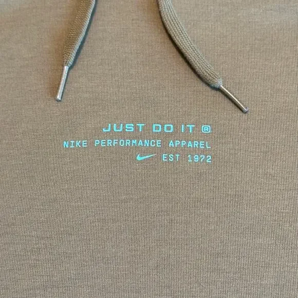 Men's Nike Dri-Fit Split Hem Hoodie Sweatshirt Olive Green, X-Large - Picture 3 of 11